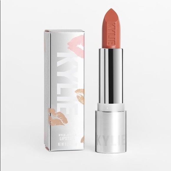 🎉 🆕 Kylie Jenner Lipstick